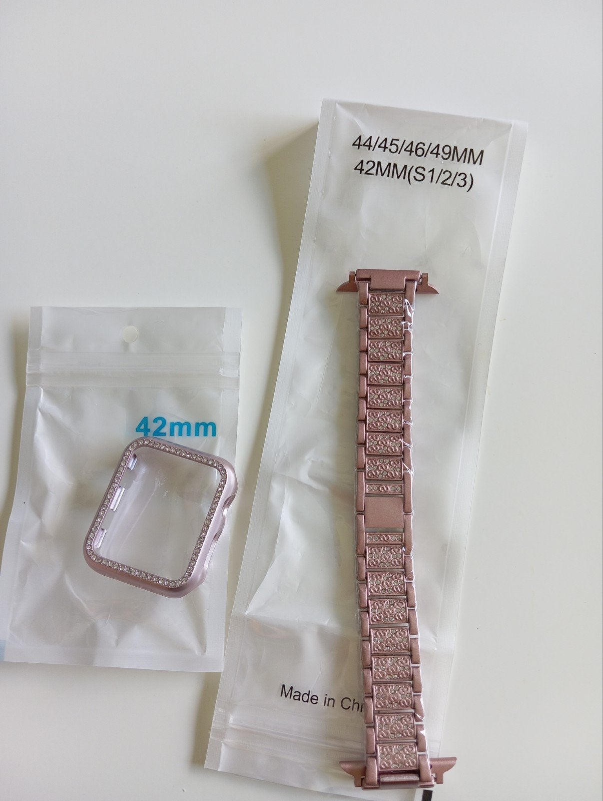 Apple Watch band en beschermhoesje 42mm (roze/roségoud), Sieraden, Tassen en Uiterlijk, Smartwatches, Ophalen, Nieuw, Roze, Apple (compatibel)