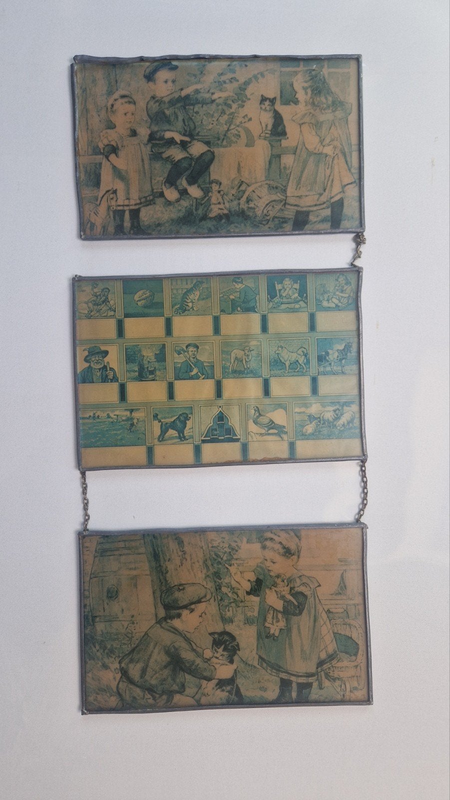 Antieke glas-in-lood raamhanger met leesplankje, Ophalen of Verzenden