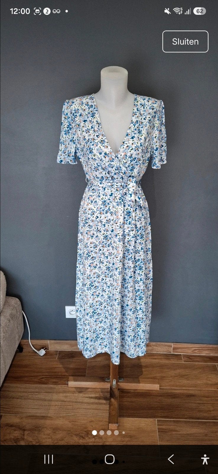 Zomerse bloemenjurk met overslag en split - Maat L, Maat 38/40 (M), Nieuw, Onder de knie, Verzenden