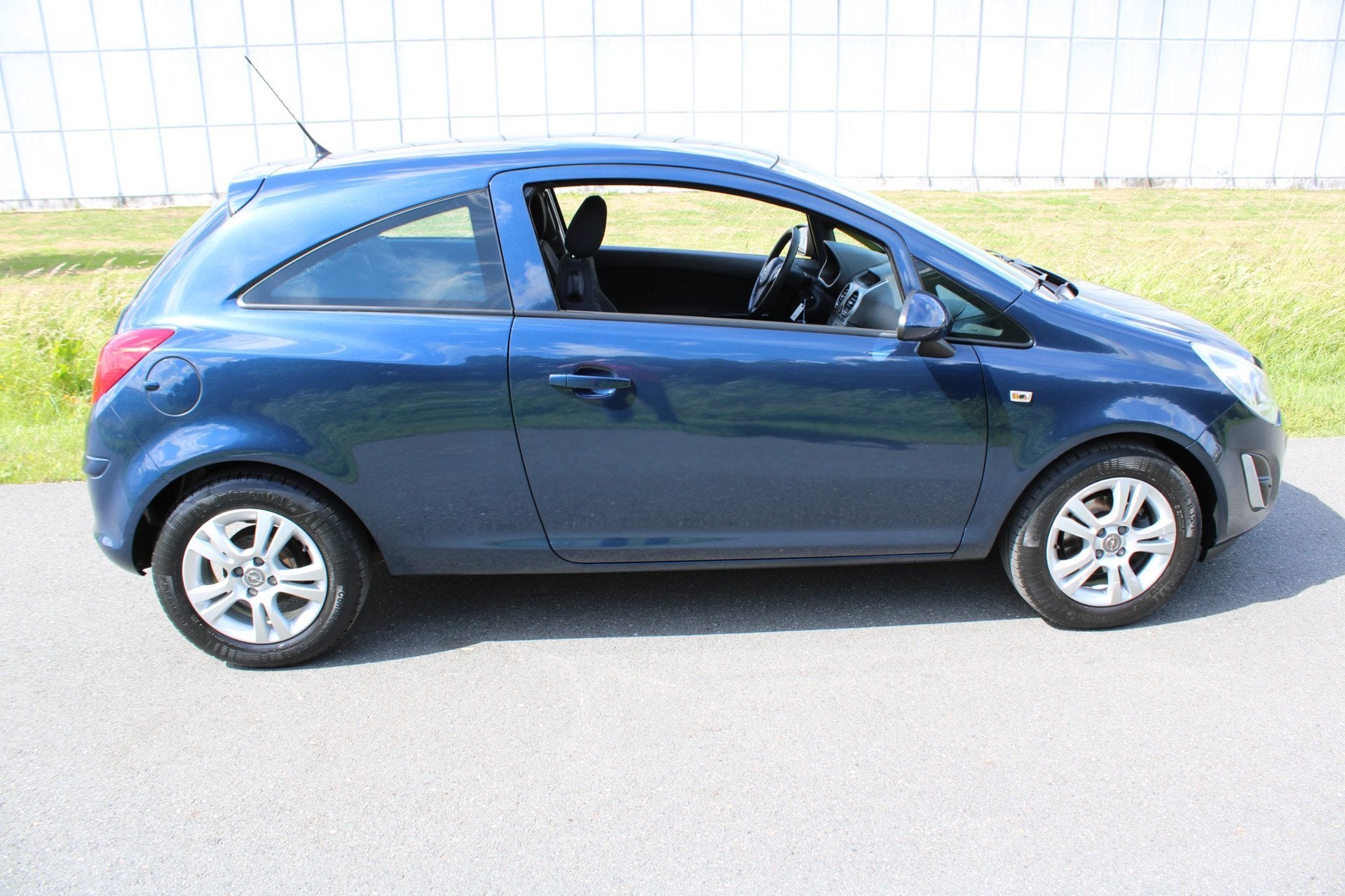 Opel Corsa 1.2-16V Berlin, Auto's, Voorwielaandrijving, 4 cilinders, Blauw, 1229 cc
