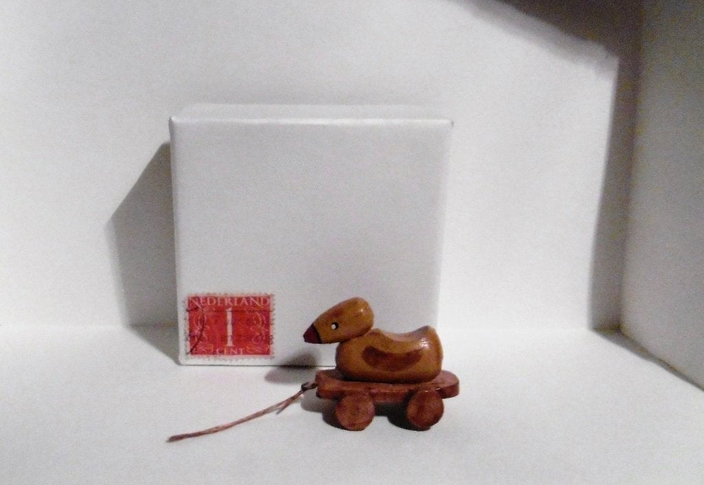 oud houten poppenhuis speelgoed miniatuur pop trek eend, Verzenden, Poppenhuis