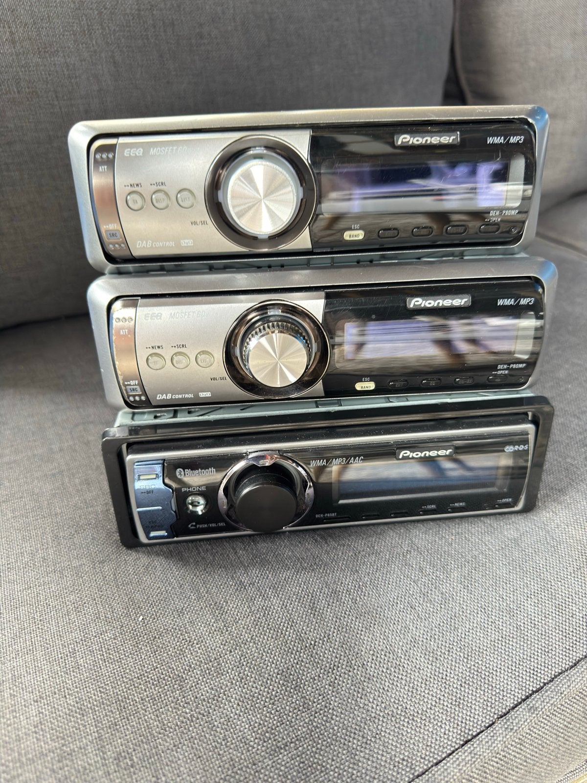 Pioneer autoradio's - set van 3 (2x DEH-P80MP, 1x DEH-P85BT, Auto diversen, Autoradio's, Ophalen of Verzenden, Zo goed als nieuw