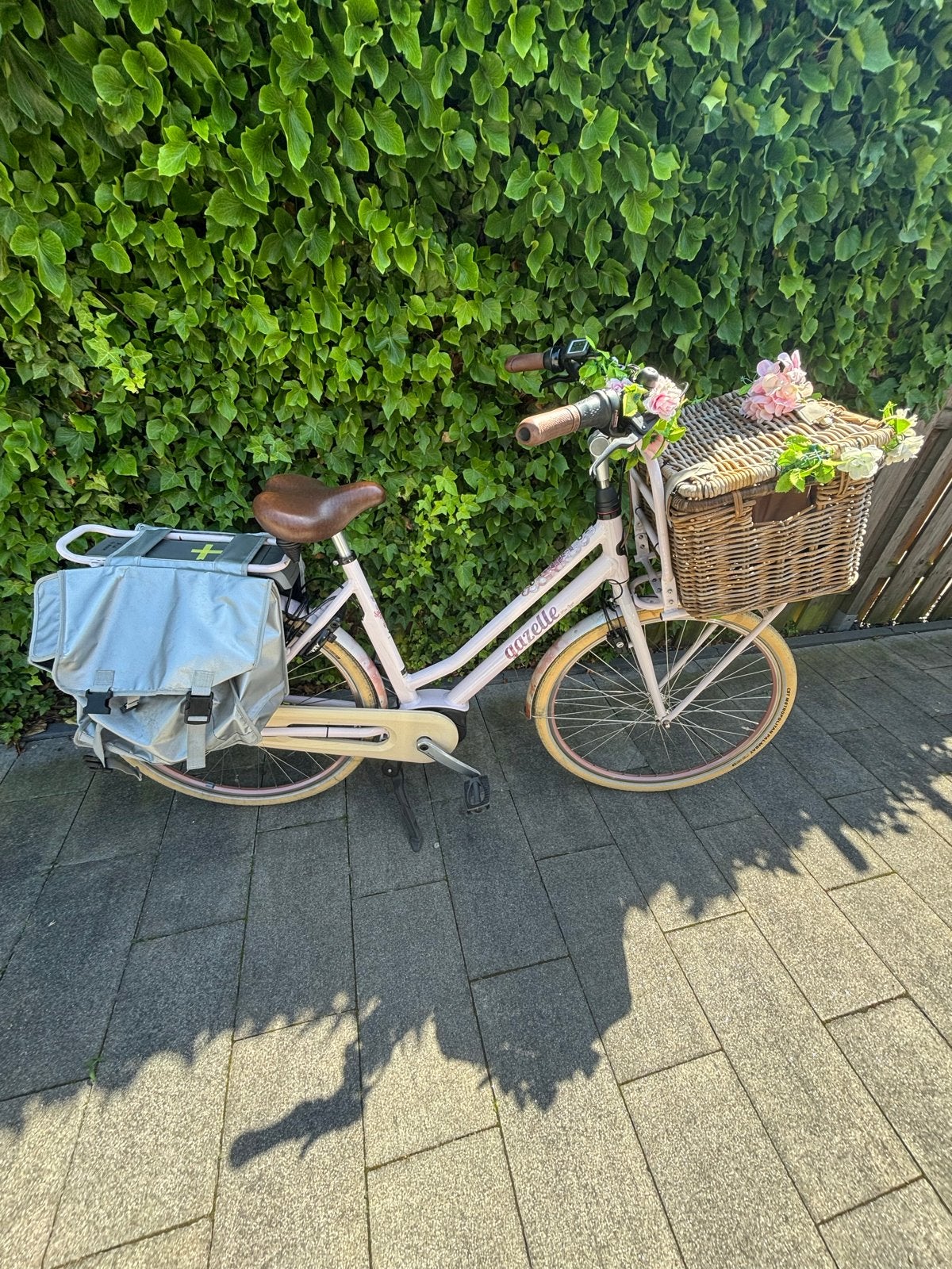 Gazelle Miss Grace C7 HMB E-bike - Roze - Bosch PowerPack 50, Ophalen, Velgrem, Versnellingen, Gazelle