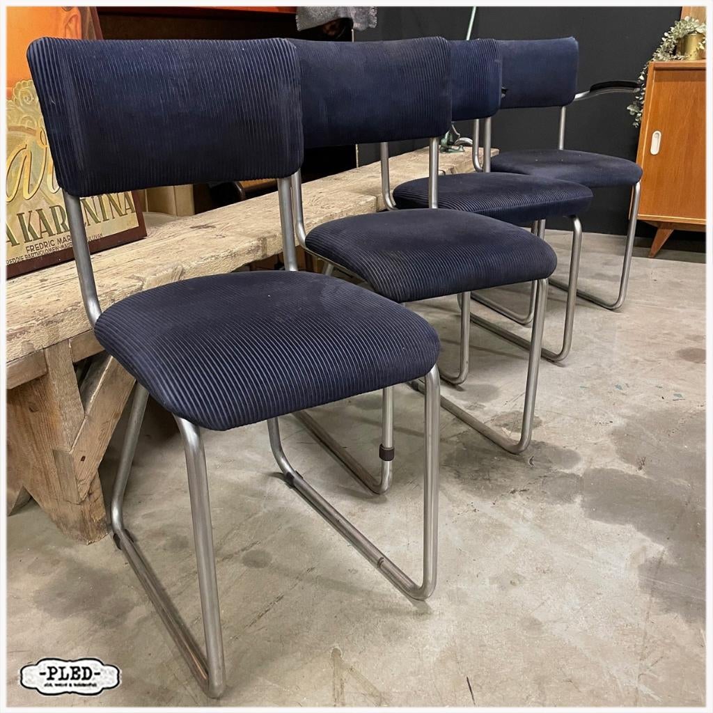Vintage buisframe stoelen - 4 stuks- opknappers - Bauhaus, Huis en Inrichting, Ophalen, Gebruikt, Bauhaus, Blauw