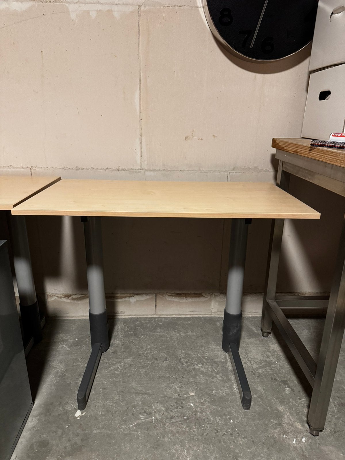 2x Gispen schoolbureautjes., Ophalen, Zo goed als nieuw, Gispen, Schoolbureau