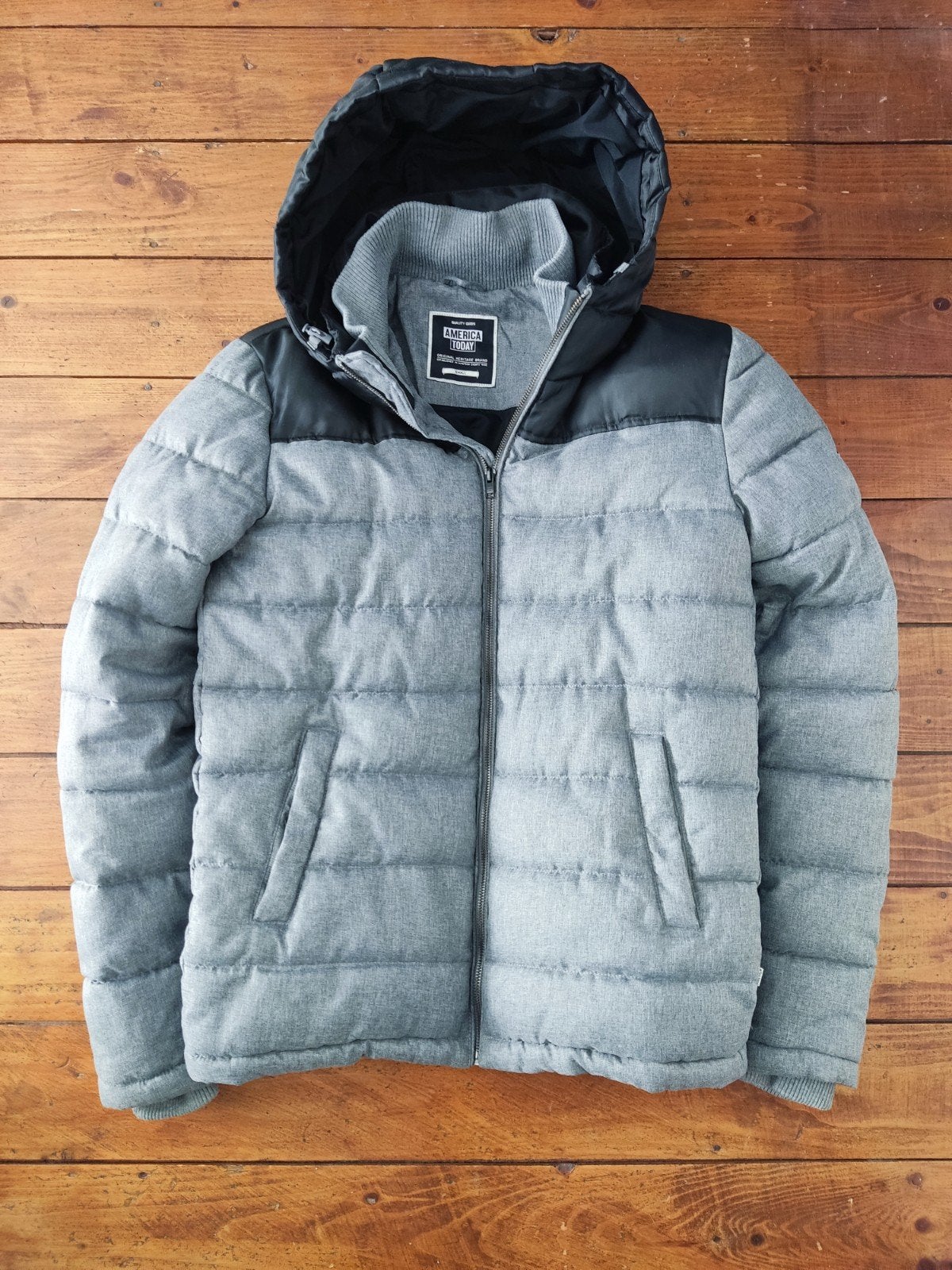 America Today winterjas men maat S grijs/zwart new, Kleding | Heren, Nieuw, Ophalen of Verzenden, Grijs, Maat 46 (S) of kleiner