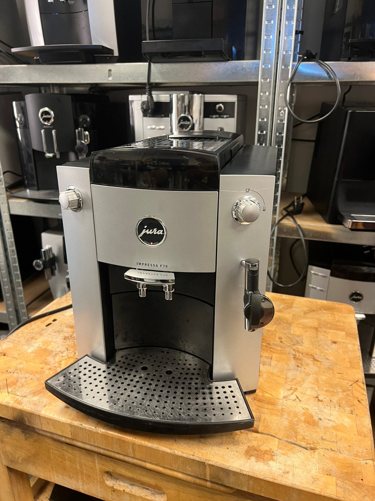 Jura F 70, Kundendienst@jura.com, Koffiemachine, Ophalen of Verzenden, Zo goed als nieuw