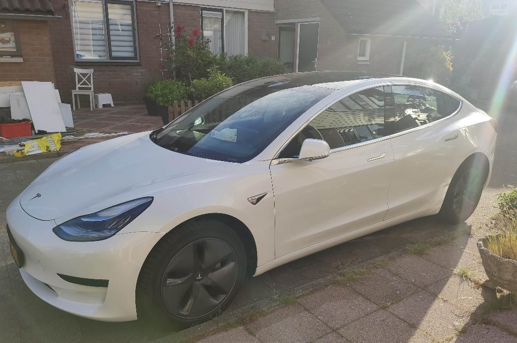 Tesla Model 3 SR RWD 2019 Wit incl Enhance Autopilot, Auto's, Tesla, Automaat, Zwart, Alcantara, Wit