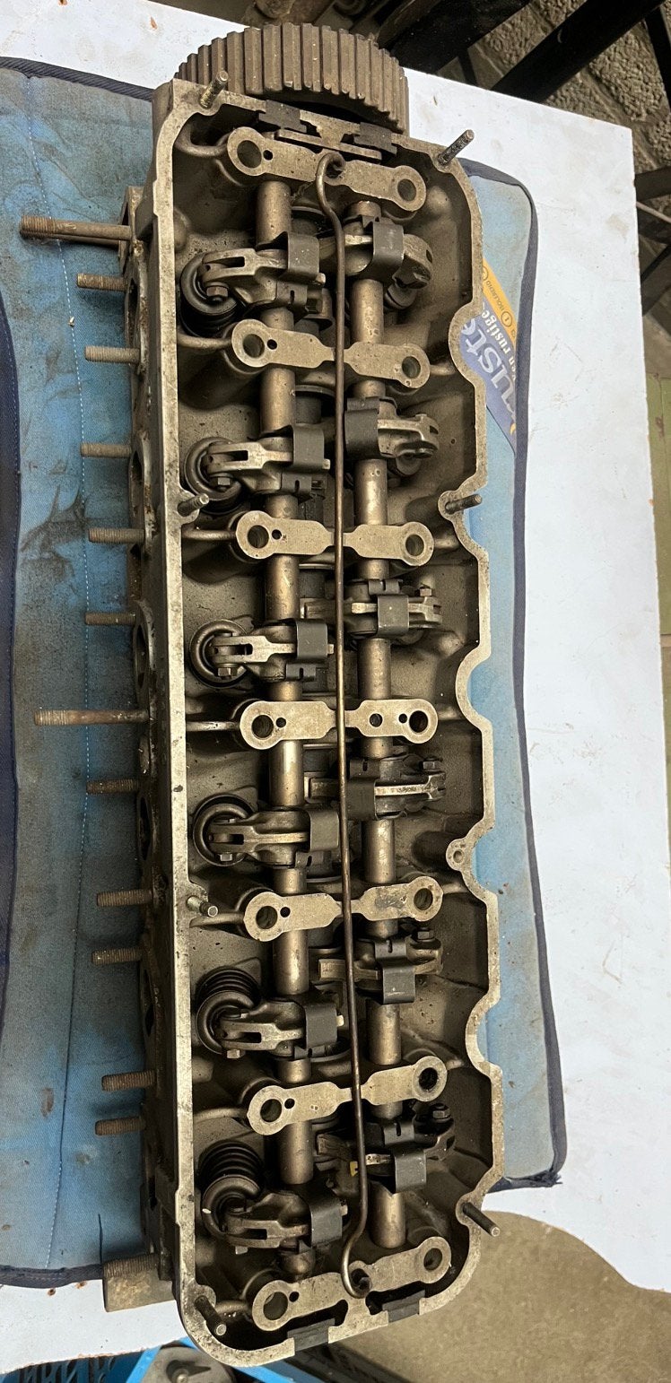 Originele BMW M20 Cilinderkop E21 / E30 / E28 / E12  1264200, Ophalen