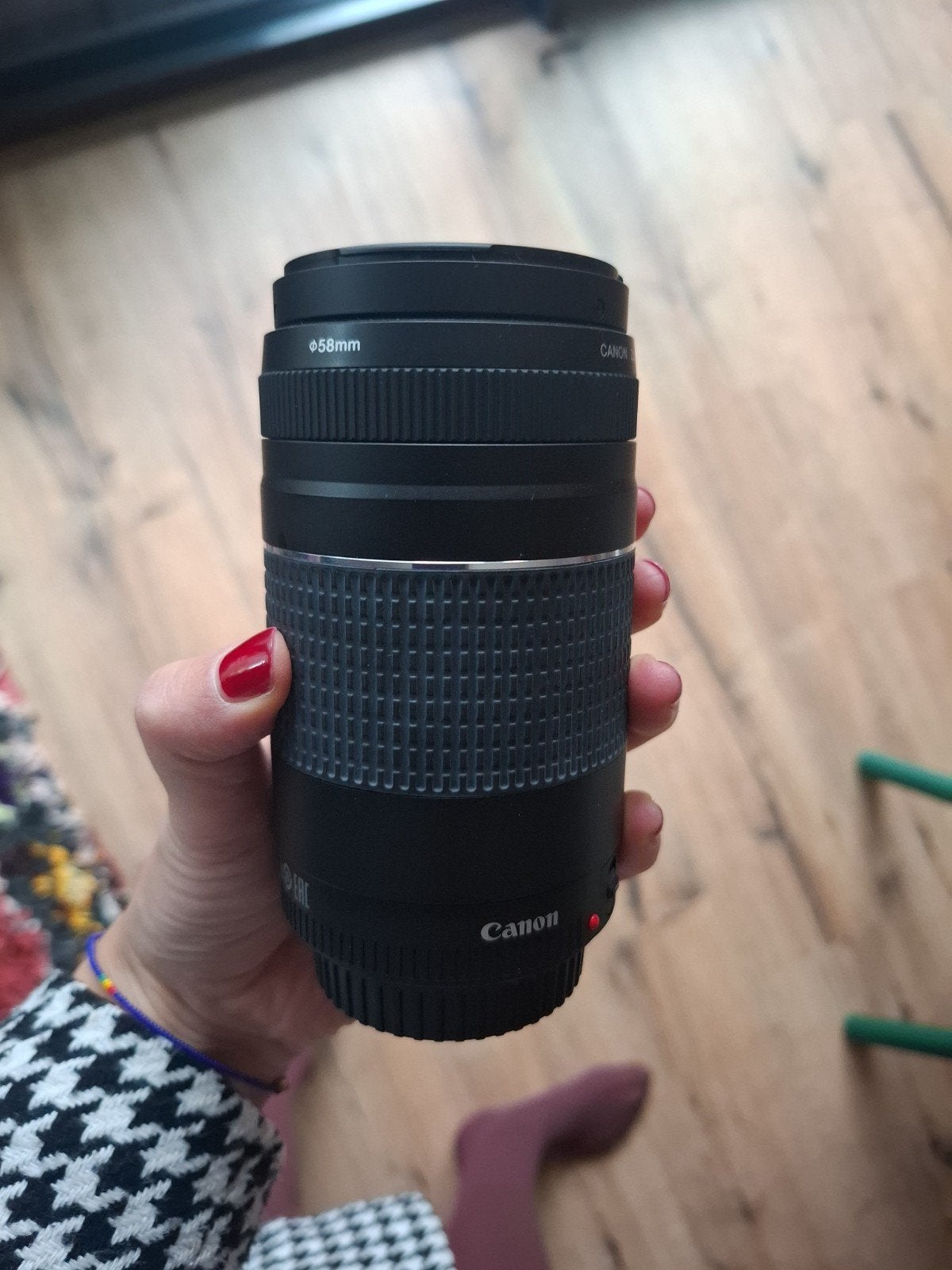 Canon EF 75-300mm f/4-5.6 III Zoomlens - Nieuwstaat, Audio, Tv en Foto, Ophalen, Canon, Nieuw, Telelens