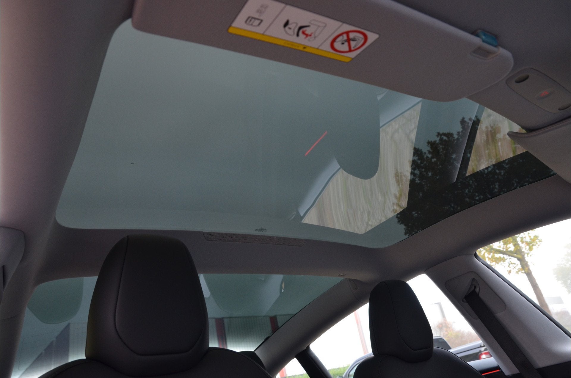 Tesla Model 3 Premium Long Range RWD 78 kWh Highland AutoPil, Auto's, Achterwielaandrijving, Gebruikt, Zwart, 320 pk