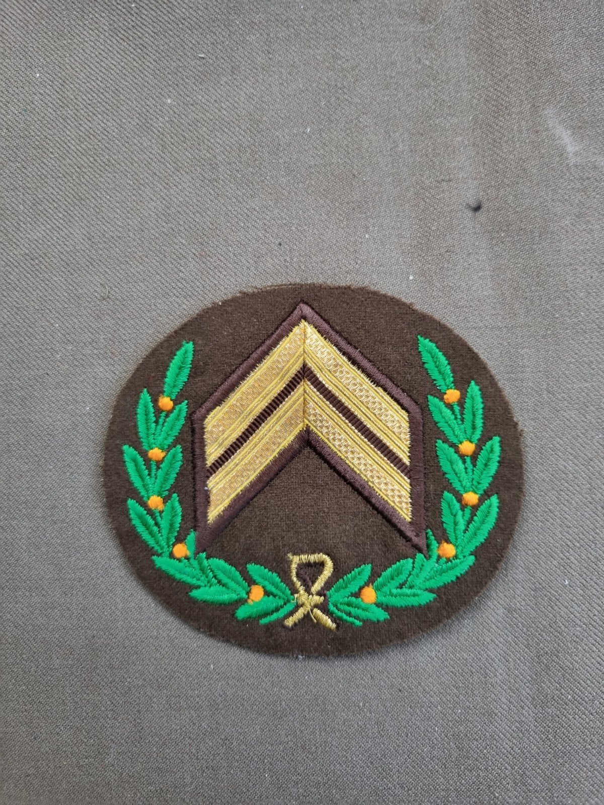 Badge compagnies sergeant majoor nr 1, Ophalen of Verzenden, Landmacht, Nederland, Embleem of Badge