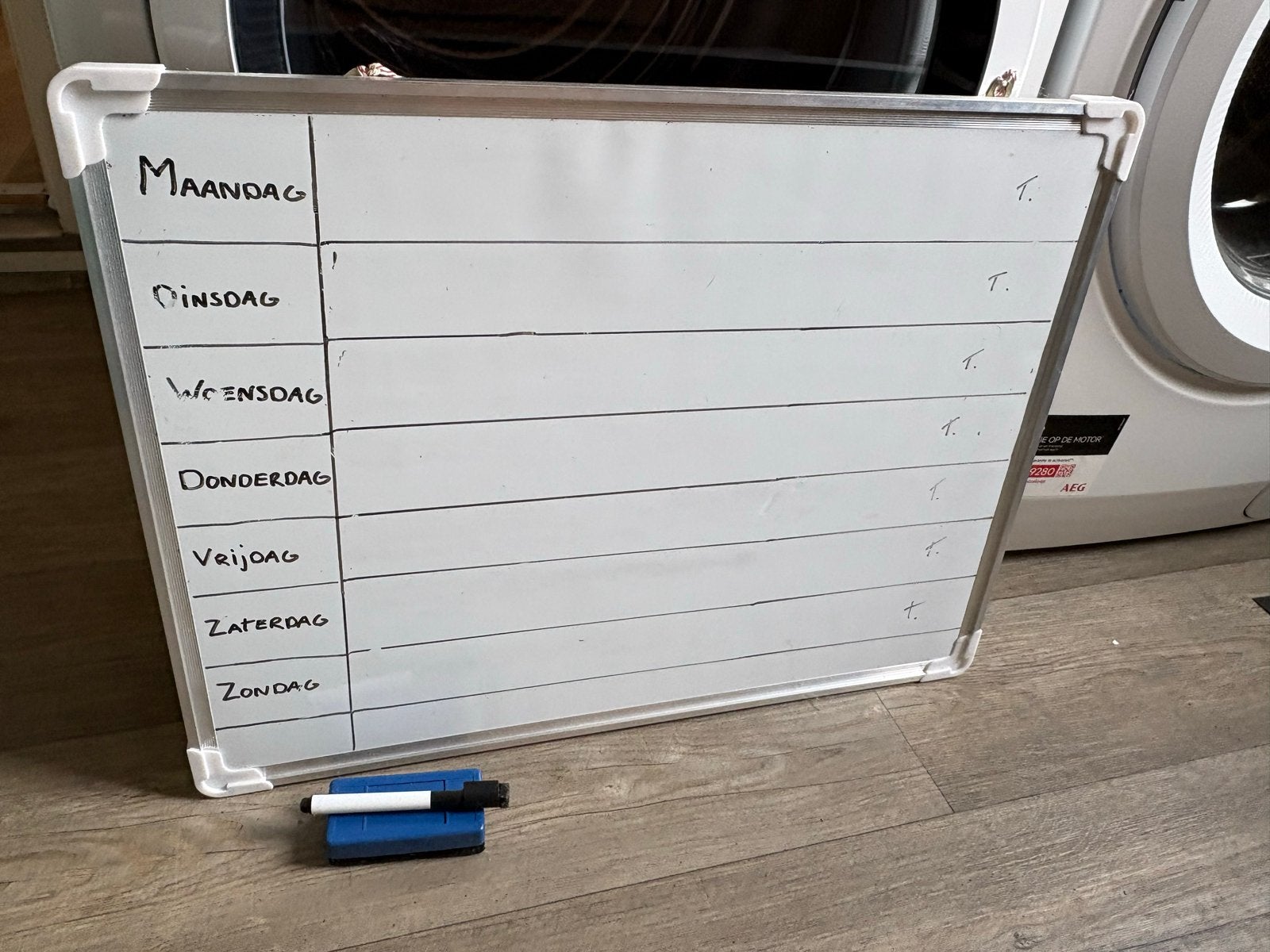 Magneetbord, Ophalen