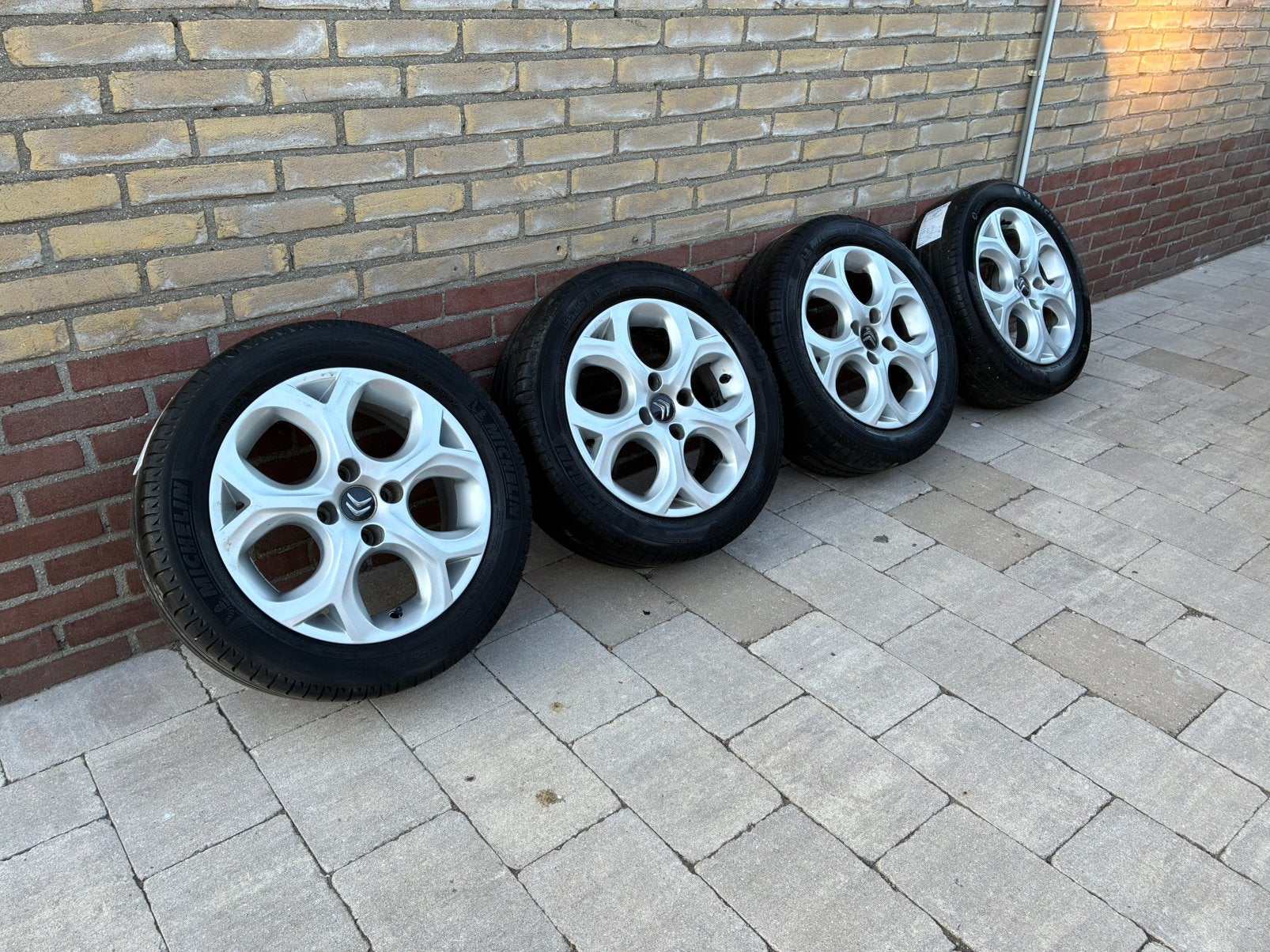 Citroen C3 wielset lichtmetaal, 16 inch, Banden en Velgen, Ophalen of Verzenden, 195 mm