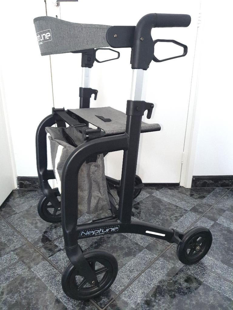 Rollator Neptune Able 2, hoogte instelbaar, max.120kg, Ophalen, Opvouwbaar, Zo goed als nieuw