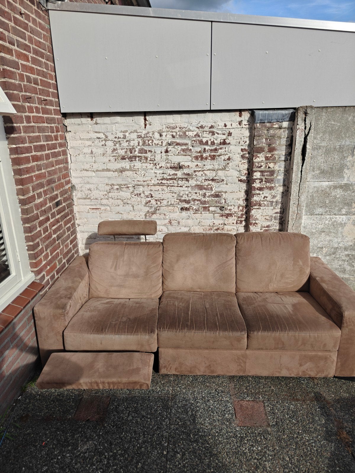 Comfortabele 3-zitsbank met relaxfunctie, Gebruikt, Driepersoons, 75 tot 100 cm, Ophalen of Verzenden