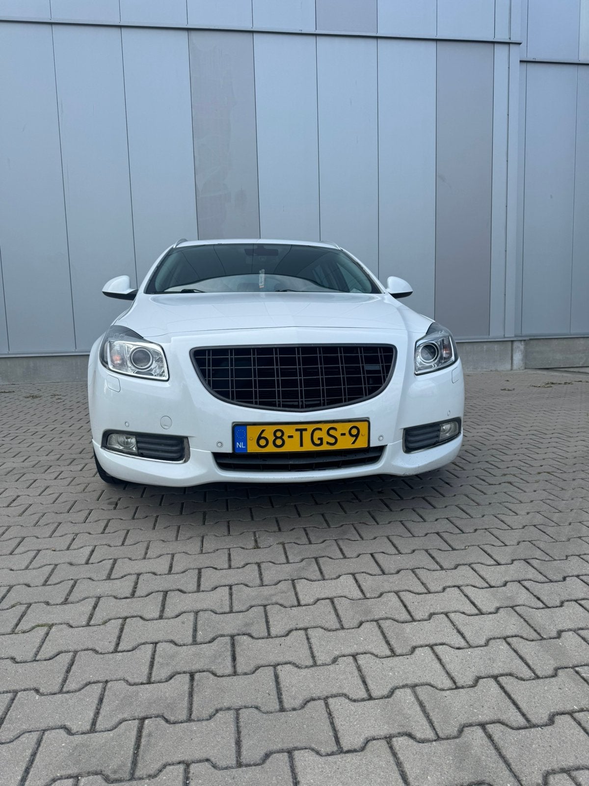 Opel Insignia 2.0 Turbo 184KW Sports Tourer 2012 Wit 4x4