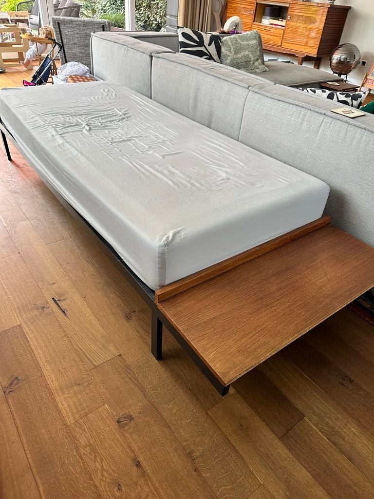 Vintage! Comfortabel daybed/eenpersoonsbed, Ophalen, 90 cm, Eenpersoons, Blauw