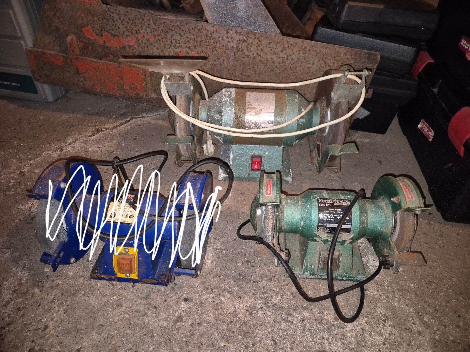 2x slijpstenen., Ophalen, Gebruikt, Minder dan 700 watt, Werkbankslijpmachine