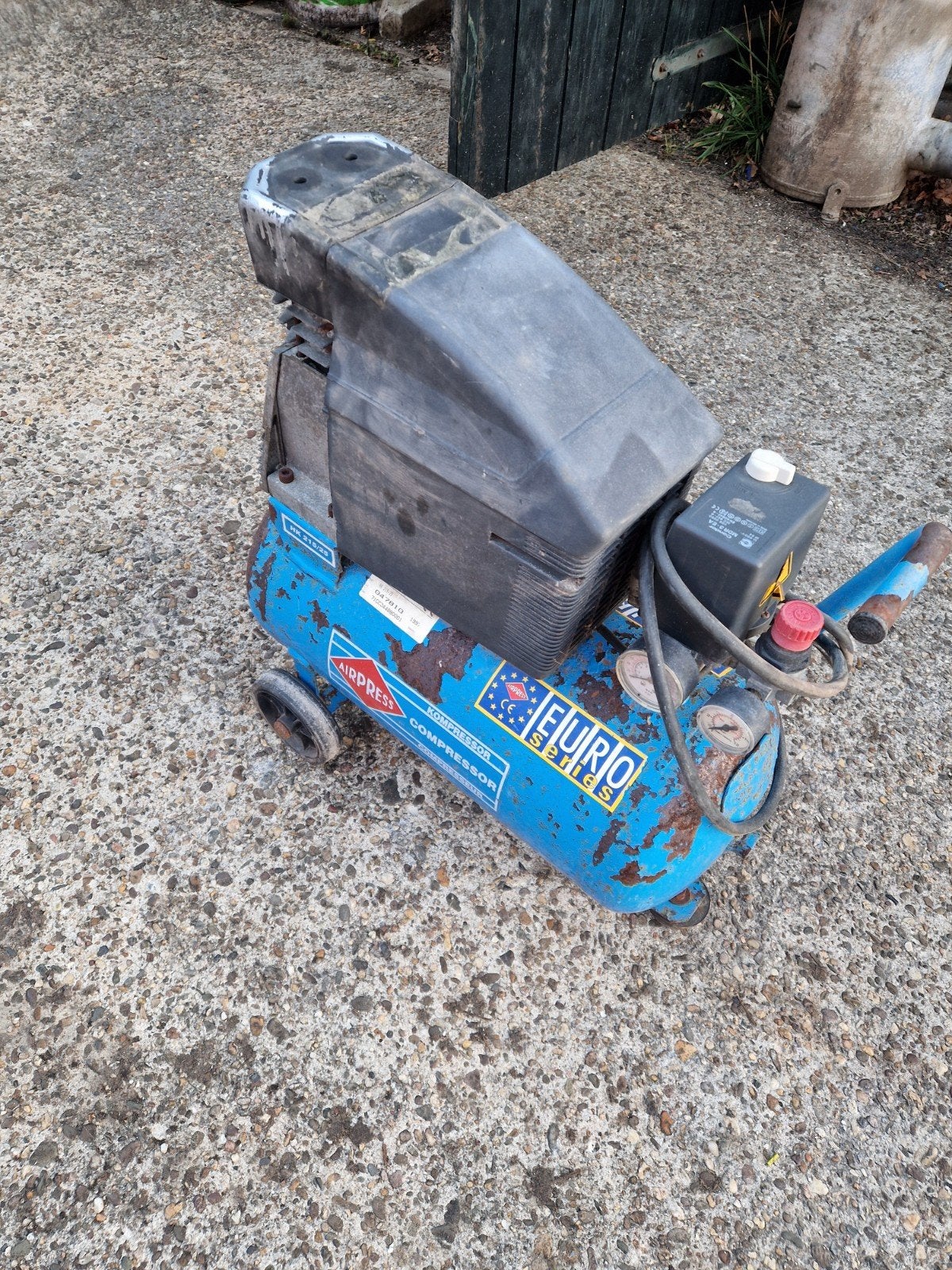 airpress hk 215-25 380v compressor opknapper, Ophalen, Gebruikt, 6 tot 10 bar, 25 tot 100 liter