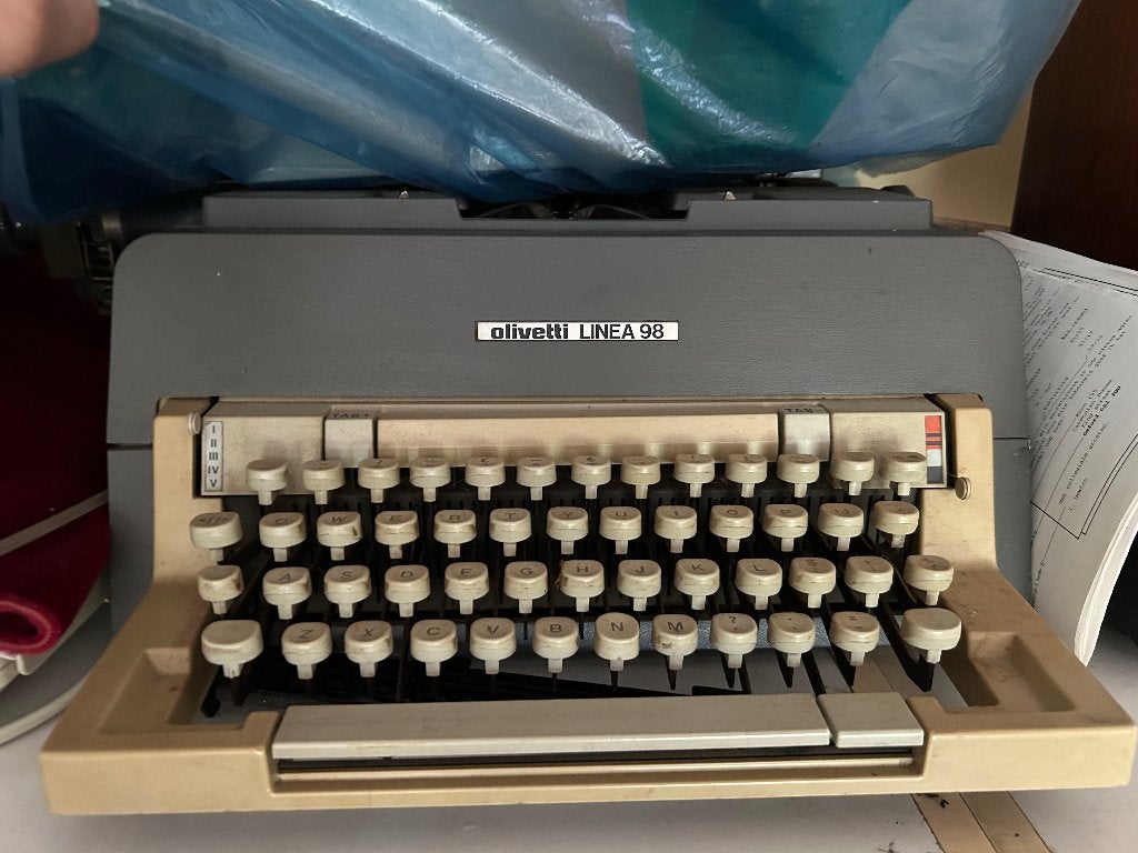 Typemachine Olivetti, Diversen, Ophalen, Gebruikt