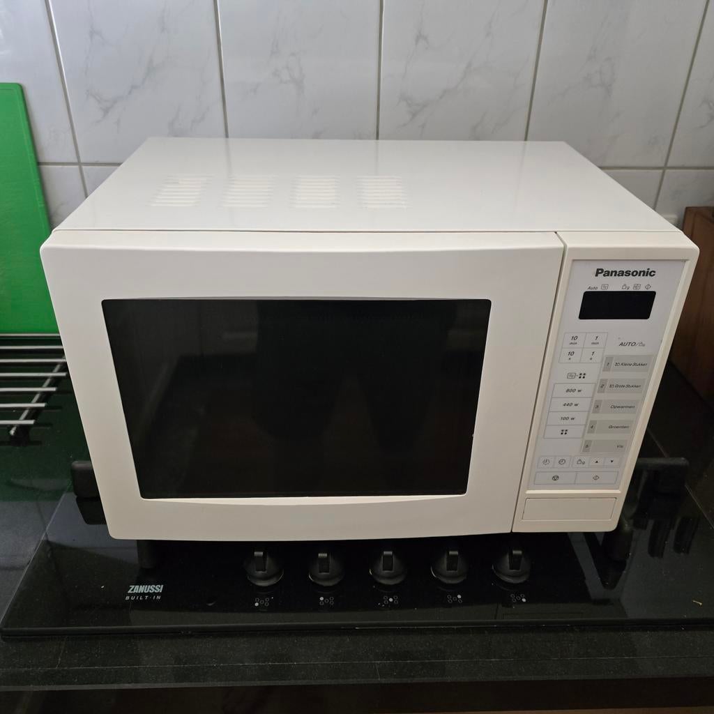 Panasonic Magnetron - Wit, Zo goed als nieuw, Witgoed en Apparatuur, Magnetrons, Zo goed als nieuw, Vrijstaand, Magnetron, 45 tot 60 cm