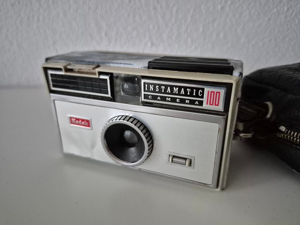 Vintage Kodak Instamatic 100 Camera met tasje, Ophalen of Verzenden