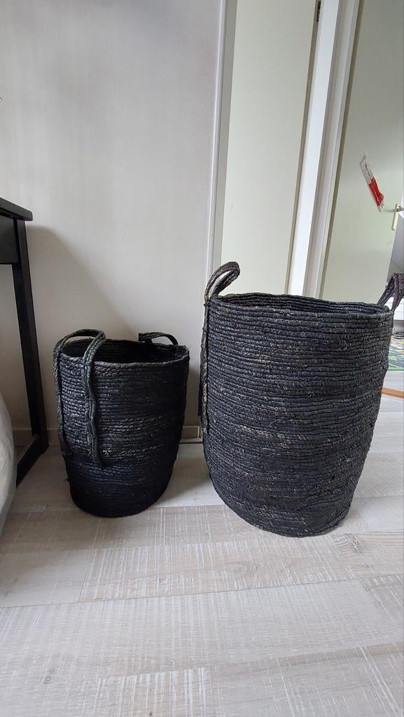 Set van 2 zwarte manden van Kwantum, 2 maten, Ophalen, Overige materialen, Gebruikt, Mand