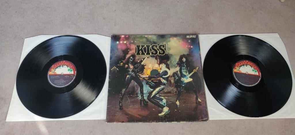 Kiss alive! Electerola mei opruiming, Cd's en Dvd's, Vinyl | Hardrock en Metal, Ophalen of Verzenden, Zo goed als nieuw