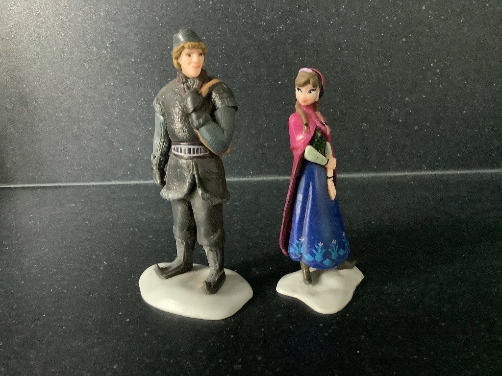 Frozen figuren Kristoff (10 cm) en Anna (8,5 cm) Disney 4,--, Ophalen of Verzenden, Zo goed als nieuw