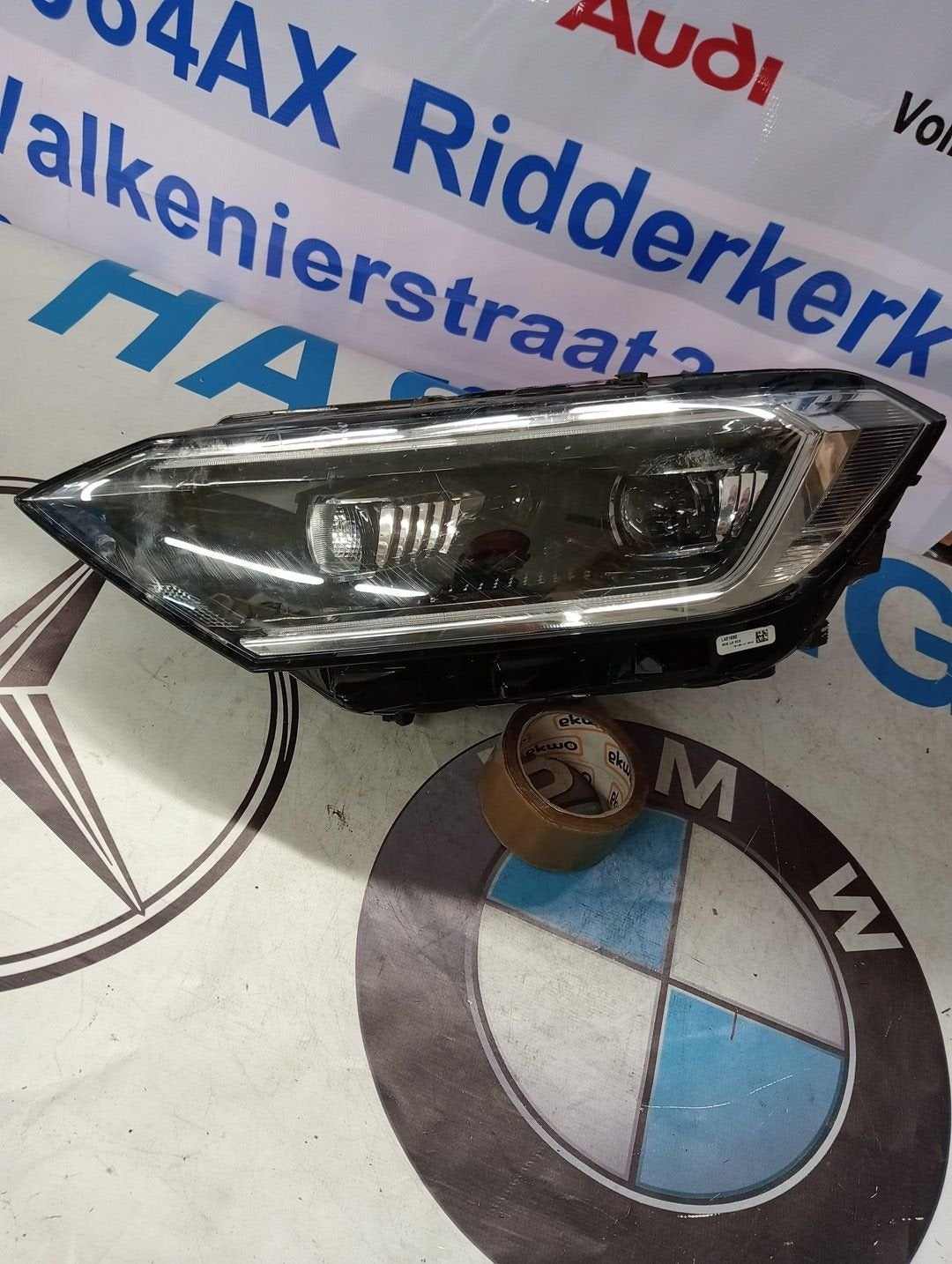 Volkswagen Jetta IV koplampen rechts  17B941035E, Gebruikt, -, Volkswagen, -