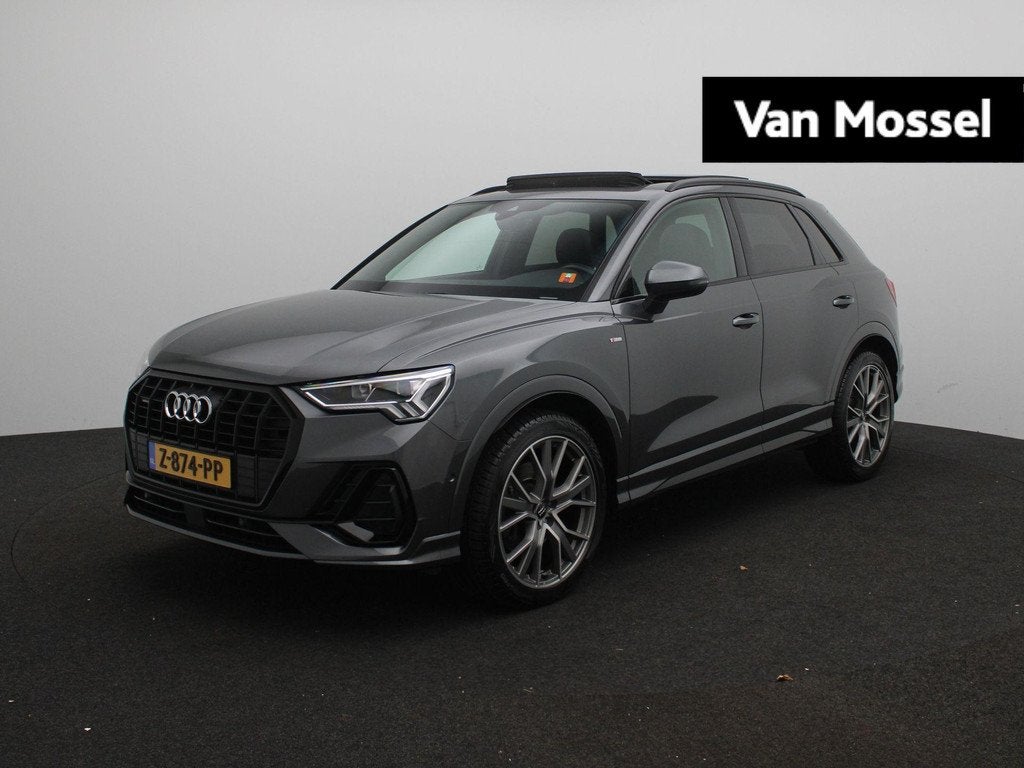 Audi Q3 40 TFSI quattro S Line edition one | Apple Carplay/A, Auto's, Audi, Automaat, 12 maanden, Gebruikt, 14 km/l