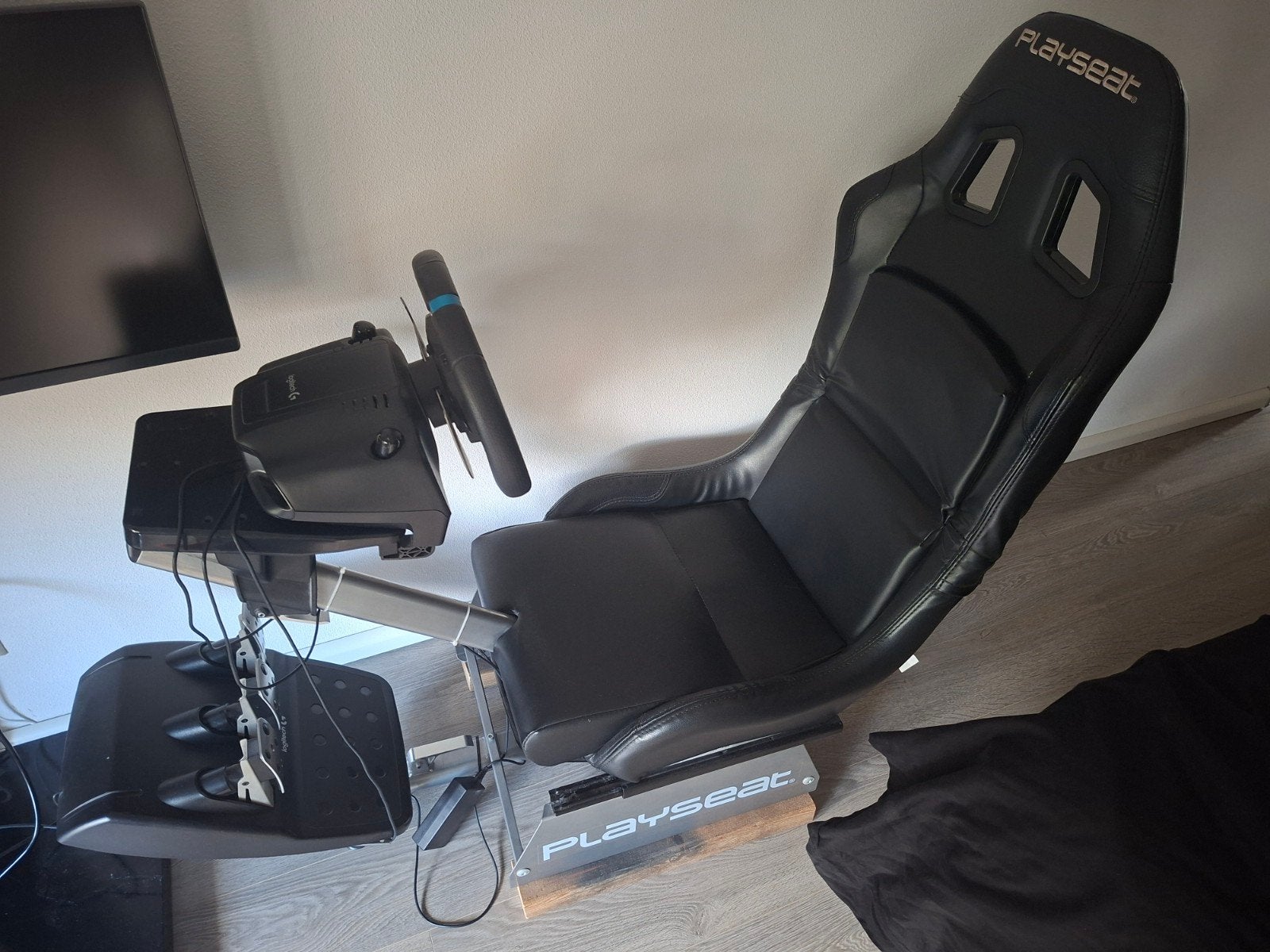 Playseat met Logitech G29 stuur, Ophalen, Zo goed als nieuw, Playseat of Racestoel
