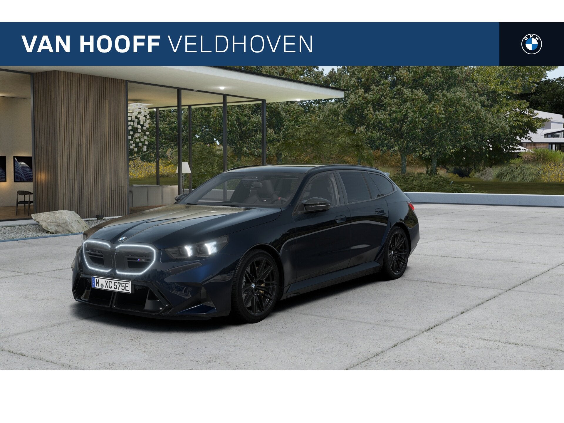 BMW M5 Touring Automaat / M Drive Professional / Panoramadak, Auto's, Dealer onderhouden, 4395 cc, Zwart, Leder