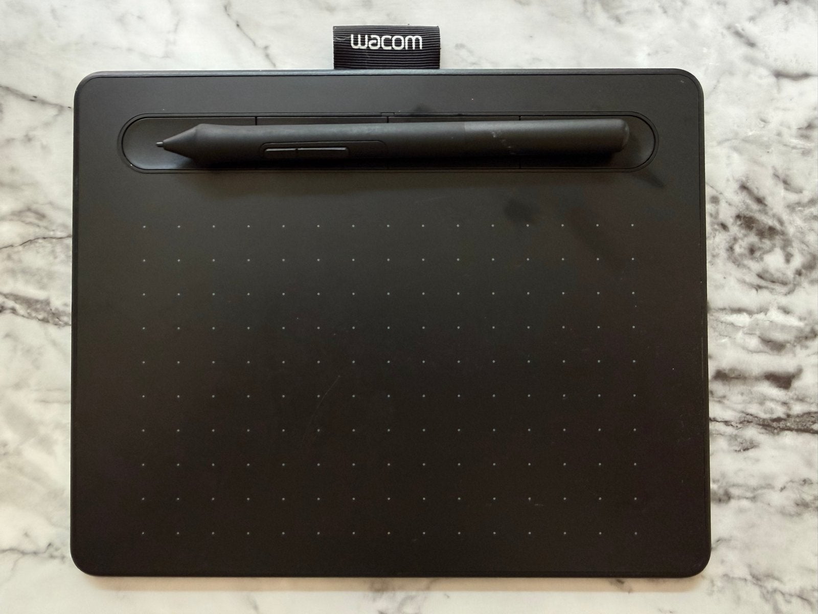 Wacom Intuos tekentablet met pen en USB-kabel, Computers en Software, Tekentablets, Ophalen of Verzenden, Multi-touch, Zo goed als nieuw