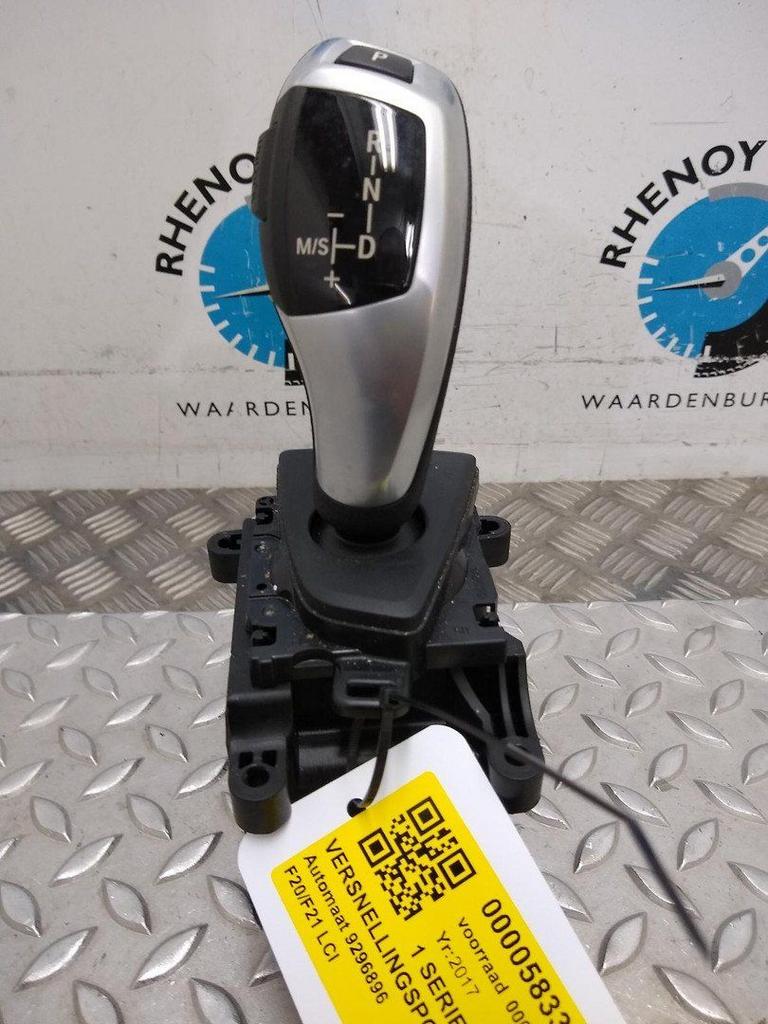 BMW 1 SERIES F20LCI 118D CENTENNIAL HIGH  VERSNELLINGSPOOK 9, Ophalen of Verzenden, Gebruikt, Stiba lid