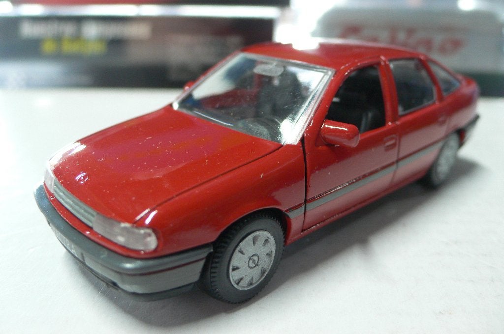 opel vectra 5 deurs- opelpromotional  1/43-AANBIEDING!!!!!!!, Hobby en Vrije tijd, Modelauto's | 1:43, Verzenden, Nieuw, Auto