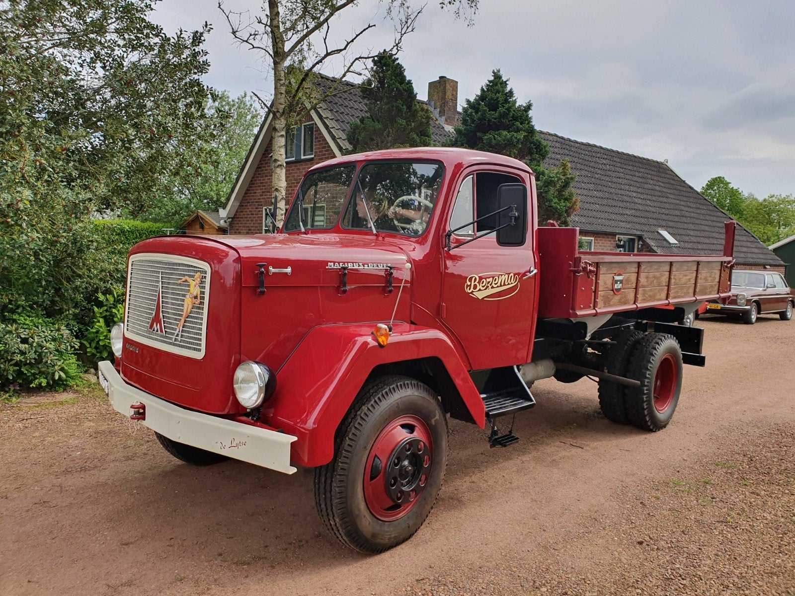 Magirus-Deutz Mercur 4x4 3-zijdige Netam kipper, Auto's, Diesel, Te koop