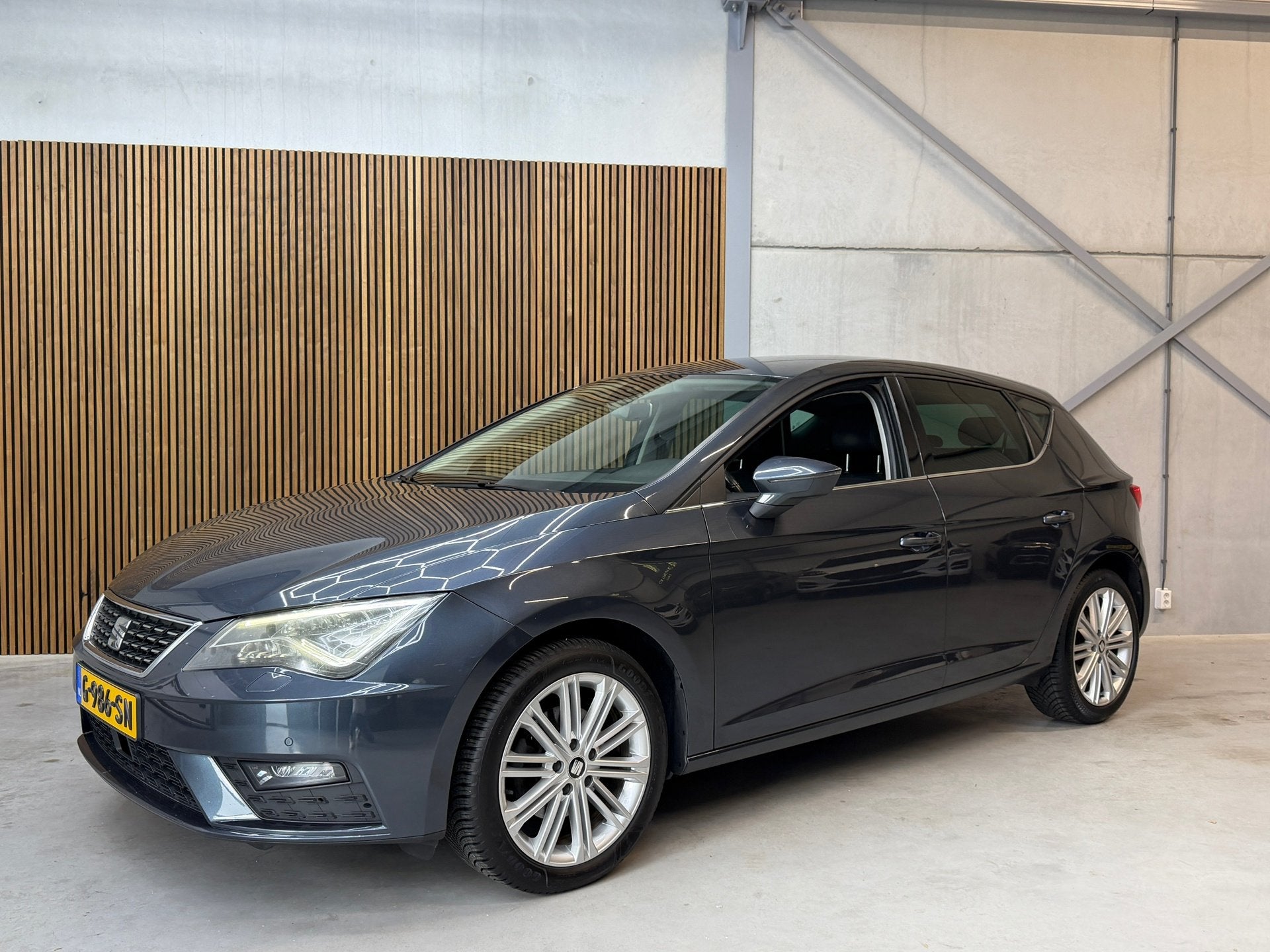 Seat Leon ST 1.5 TSI FR Business Intense, Auto's, Voorwielaandrijving, Dealer onderhouden, Euro 6, 4 cilinders