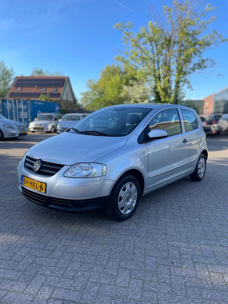 Volkswagen fox. 74.991km NAP. 2009 bouwjaar., Auto's, Citroën, Voorwielaandrijving, Grijs, Particulier, Dealer onderhouden