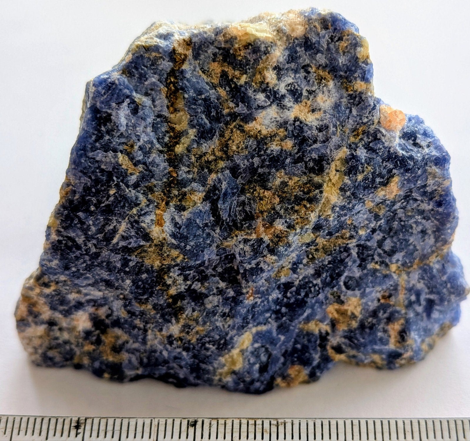 Ruwe Sodaliet Bolivia, Verzamelen, Mineralen en Fossielen, Verzenden, Mineraal