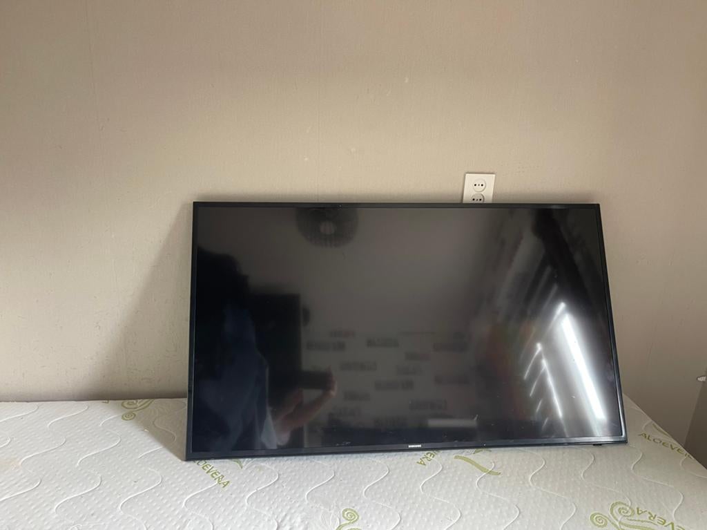 Samsung 48 inch 4K Ultra HD Smart TV – UE48JU6000, 50 Hz, Ophalen of Verzenden, Zo goed als nieuw, Samsung