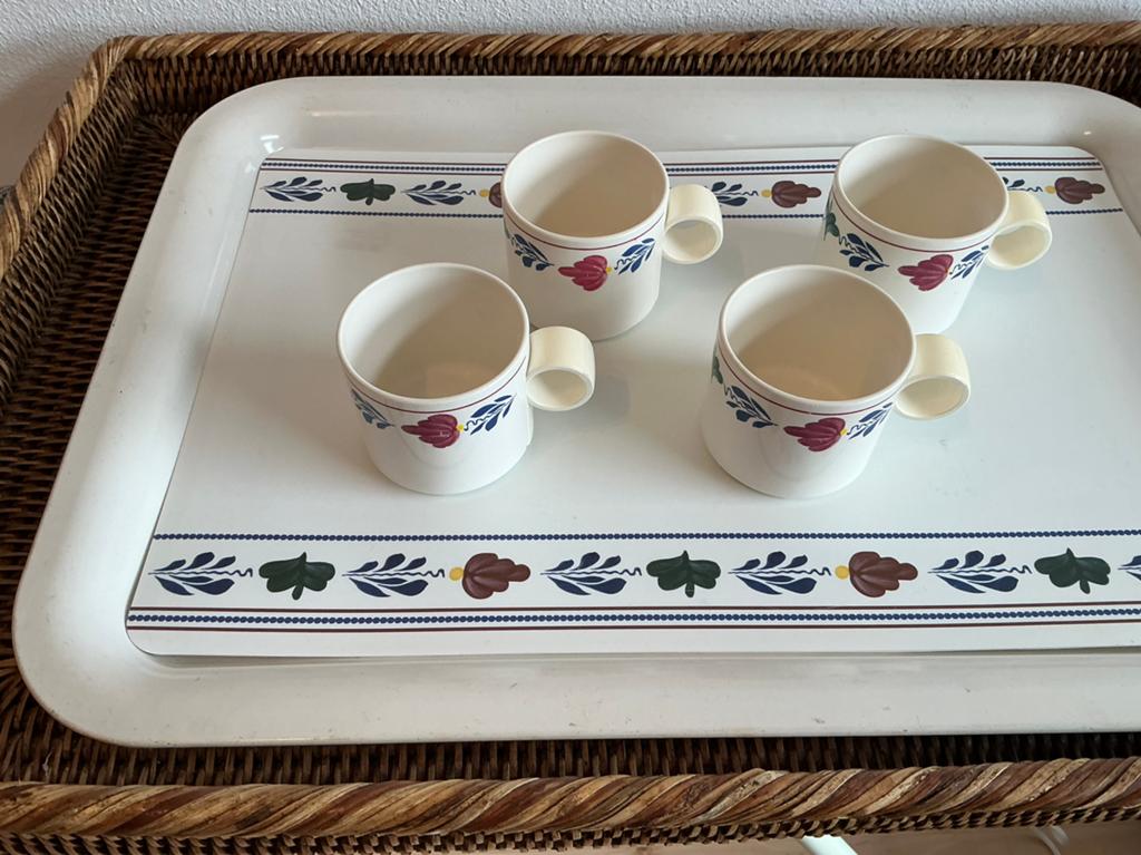 Boerenbont ( Mepal Koffie kopjes), Ophalen of Verzenden, Zo goed als nieuw, Kop(pen) en/of Schotel(s), Aardewerk
