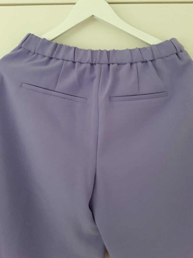 MSCH Copenhagen Paarse Broek Maat M, Maat 38/40 (M), Msch Copenhagen, Paars, Nieuw