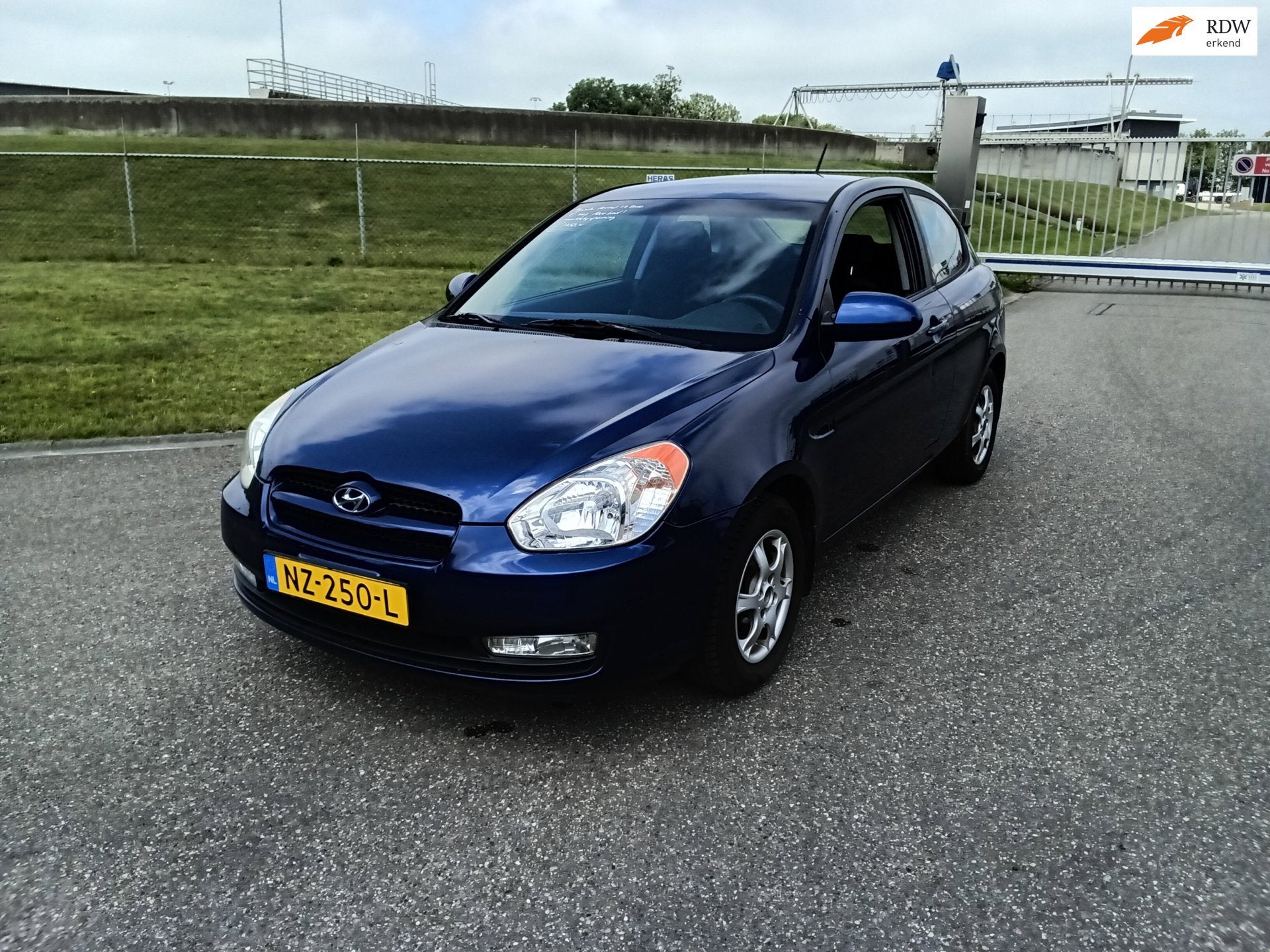 Hyundai Accent 1.4i Active AIRCO, Auto's, Hyundai, Voorwielaandrijving, Accent, Gebruikt, 4 cilinders