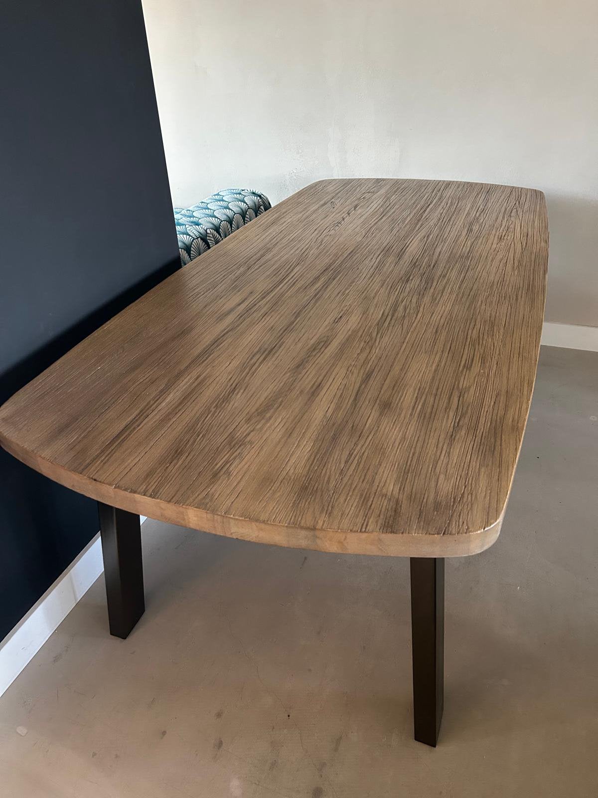 Stoere robuuste eettafel, 220 x 104cm, 200 cm of meer, Zo goed als nieuw, Rechthoekig, Overige houtsoorten