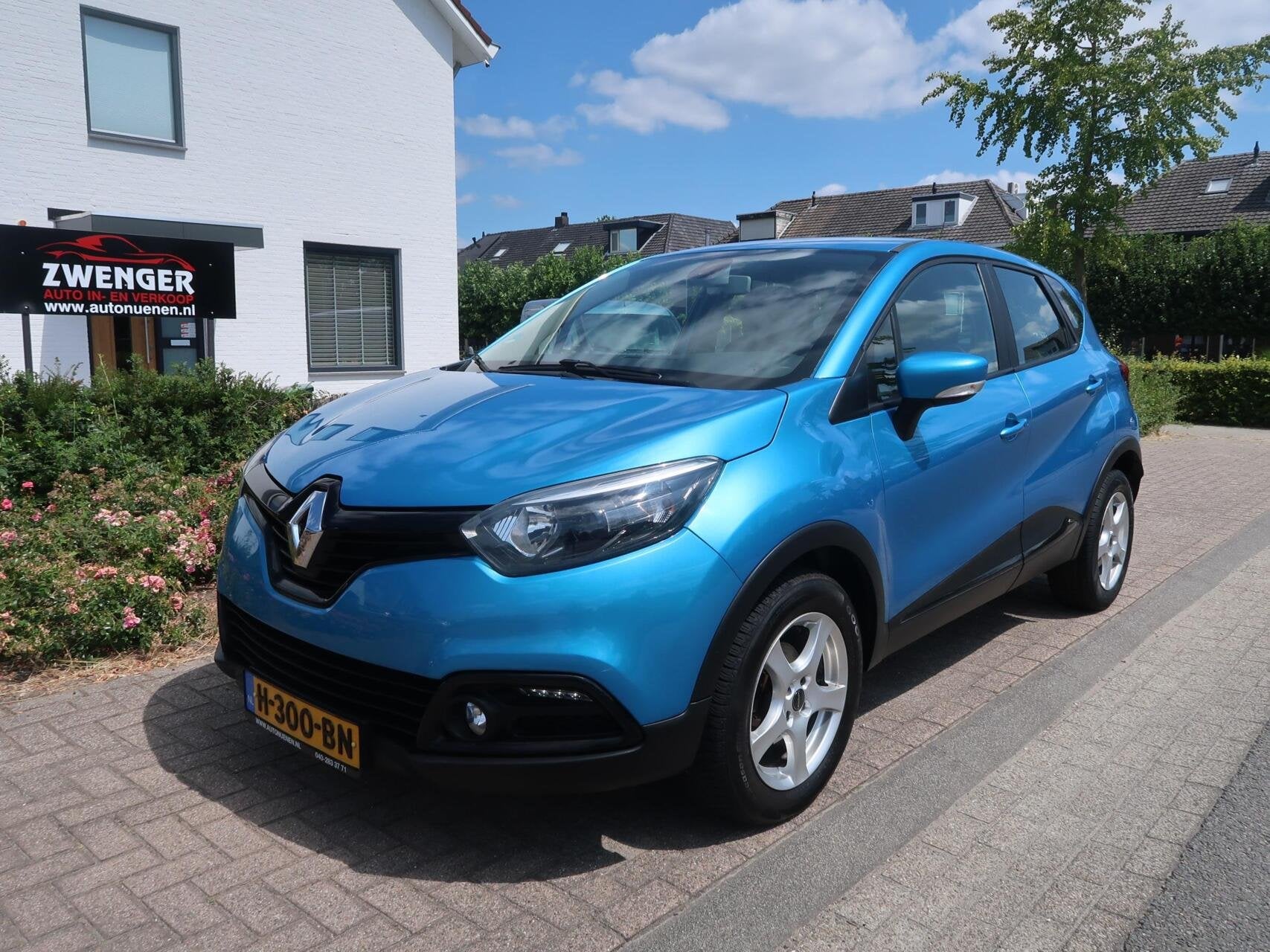 Renault Captur 0.9 TCe NAVIGATIE|KEYLESS|AIRCO|BLUETOOTH|CRU, Auto's, Renault, Voorwielaandrijving, Stof, Gebruikt, Zwart