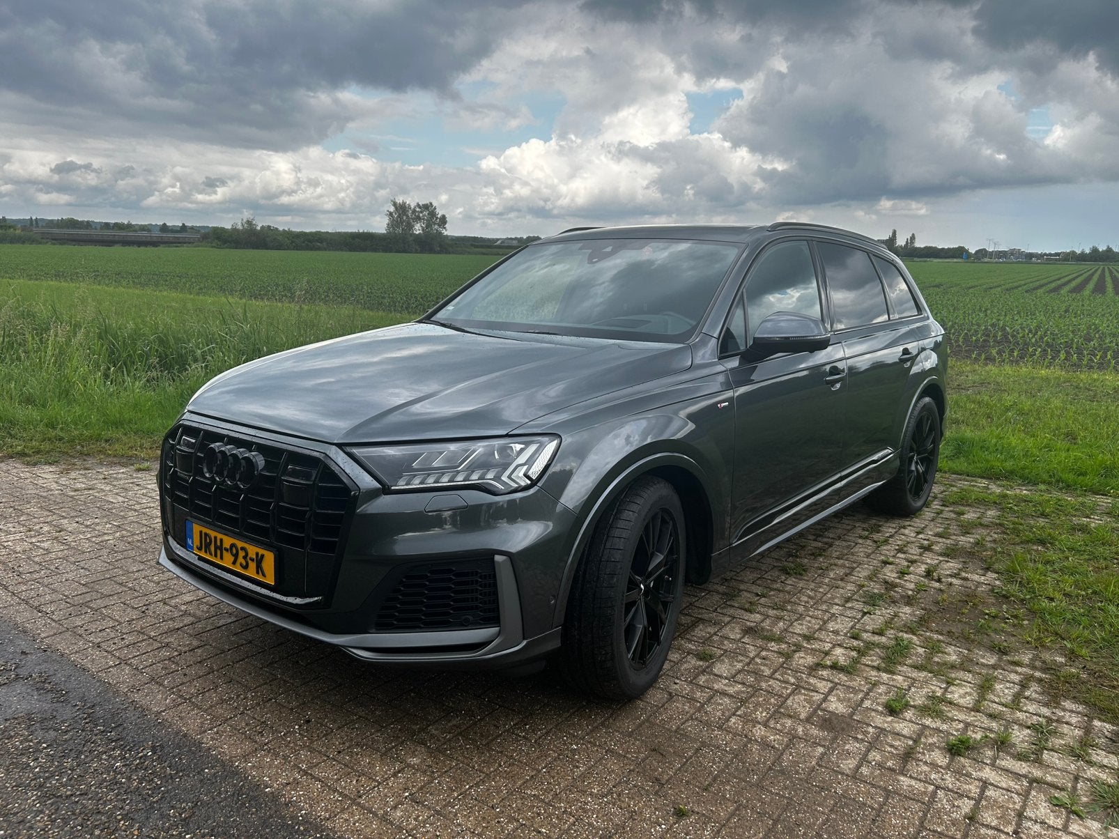 Audi Q7 55 Tfsi e 420PK Quattro Tiptronic 2020 Grijs, Automaat, 2995 cc, Alcantara, Plug-in hybride