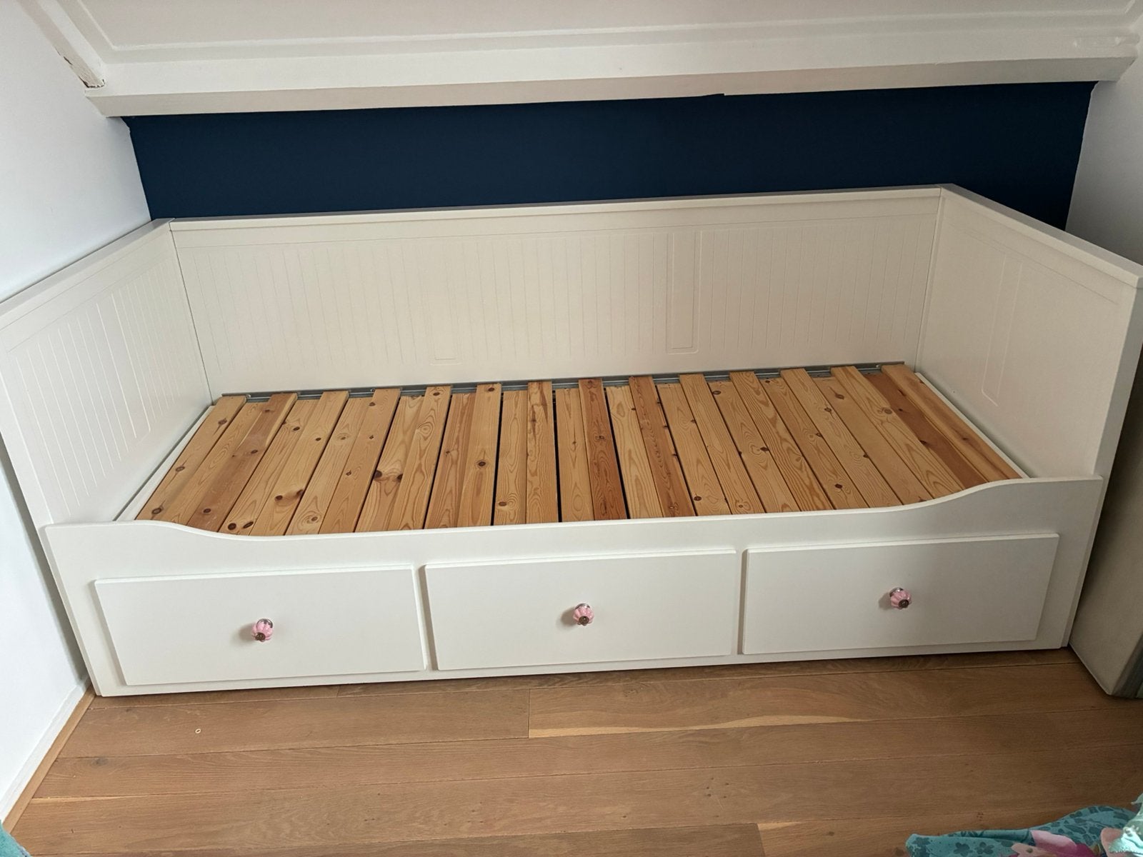 Ikea hemnes kinderbed (bedbank, uitschuifbed), Ophalen, Verstelbaar, Eenpersoons, Wit