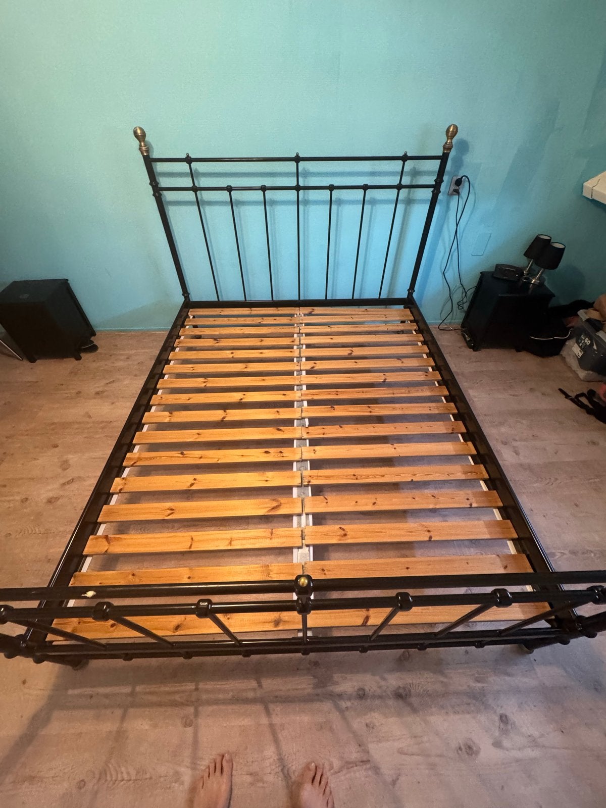 Tweepersoonsbed Ikea met lattenbodem, Huis en Inrichting, Slaapkamer | Bedden, Ophalen, Gebruikt, Zwart, Tweepersoons